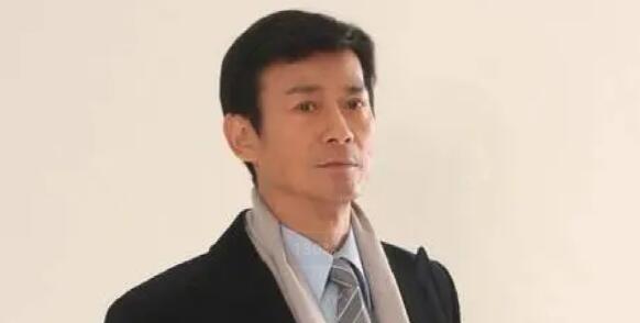 曝郑少秋大女儿在美国自杀身亡